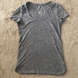 American Eagle gray scoop neck t-shirt